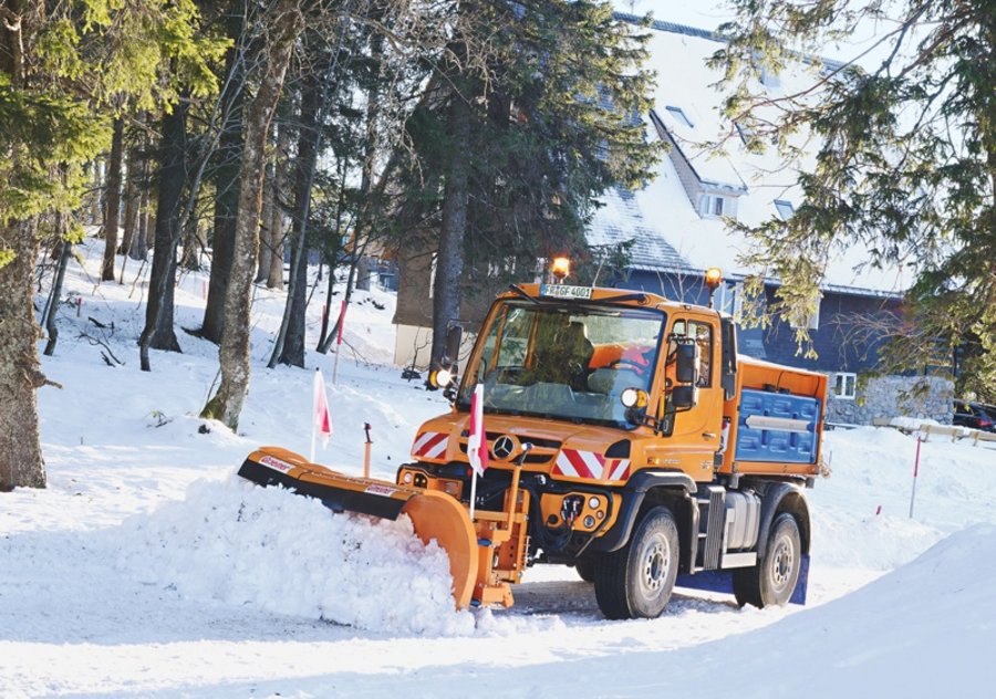 Gmeiner Winterdienst Maschinen für den GaLaBau