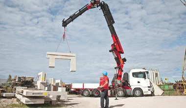 Palfinger bauma Spezial Arbeitsbühnen und Aufzüge